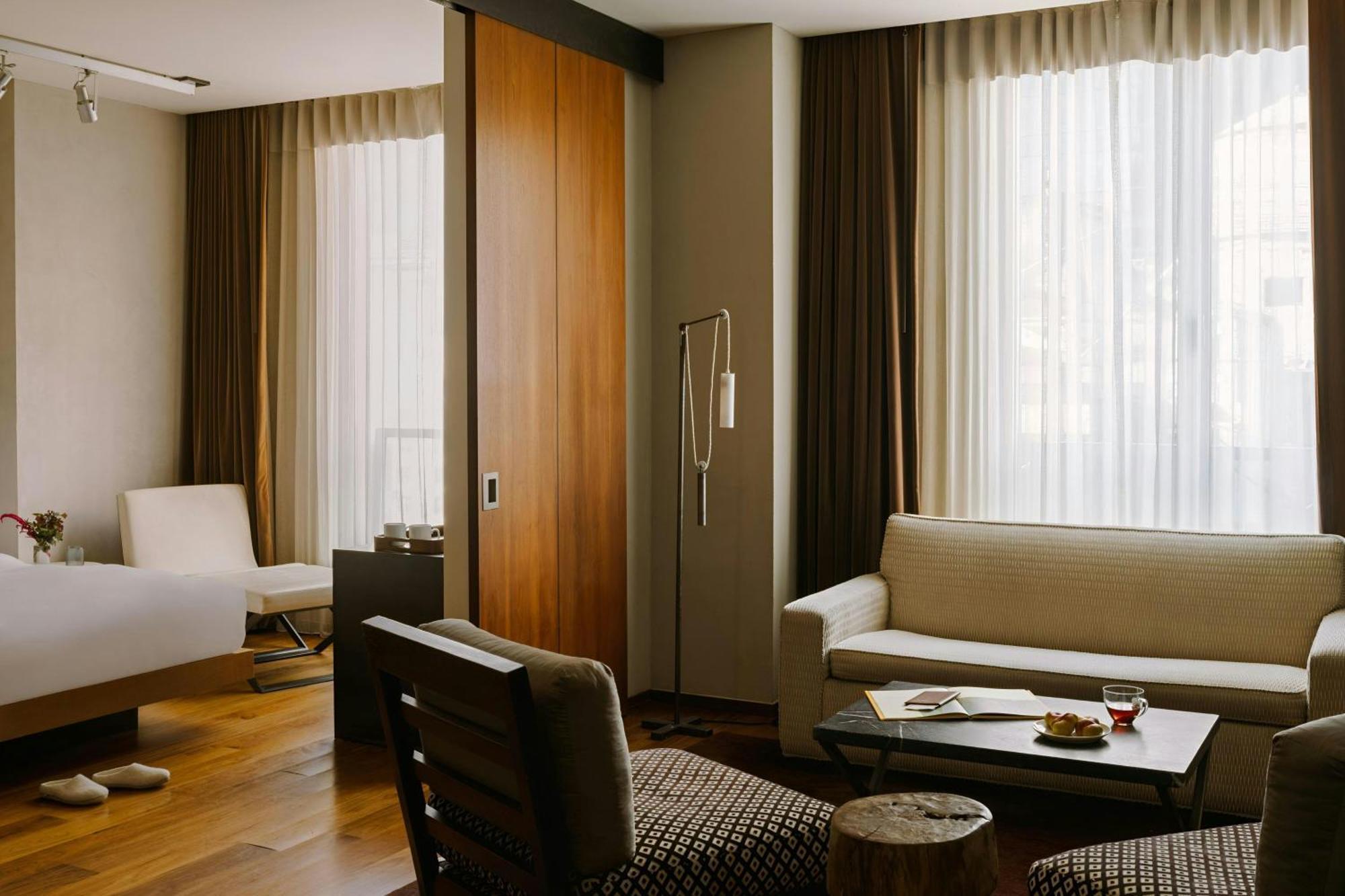 Chambers Hotel Central Park South, Sonder New York City Exterior photo